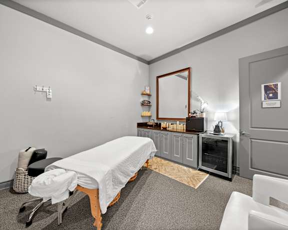 Photo Gallery Image