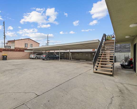 Photo Gallery Image