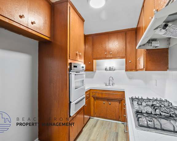 Photo Gallery Image