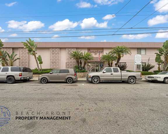 Photo Gallery Image