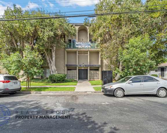 Photo Gallery Image