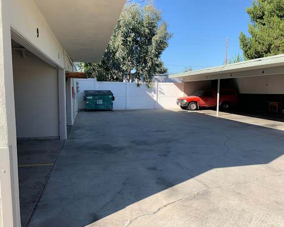 Photo Gallery Image