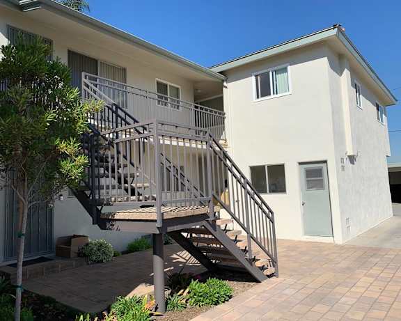 Photo Gallery Image