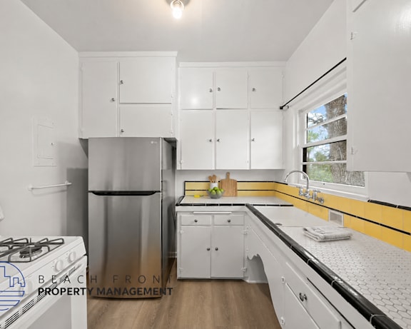 Photo Gallery Image