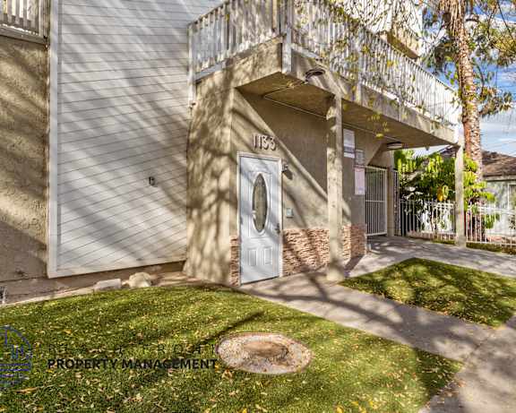 Photo Gallery Image