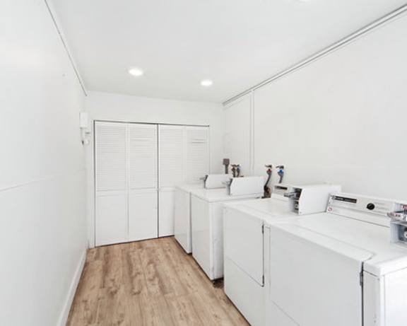 Photo Gallery Image