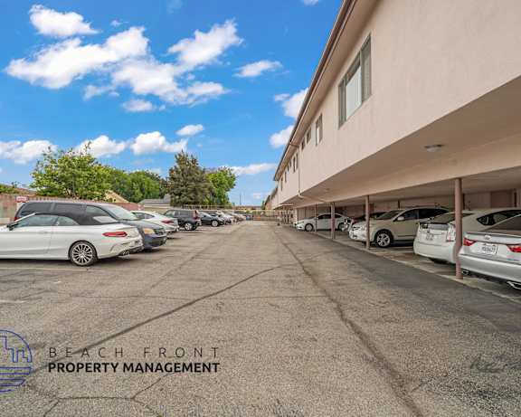 Photo Gallery Image