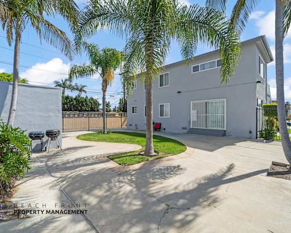 Photo Gallery Image