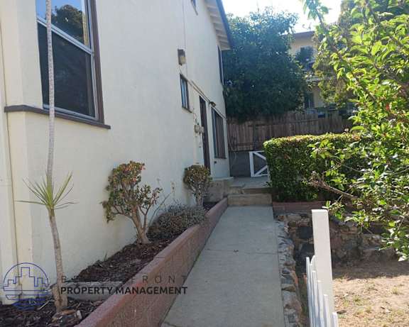 Photo Gallery Image