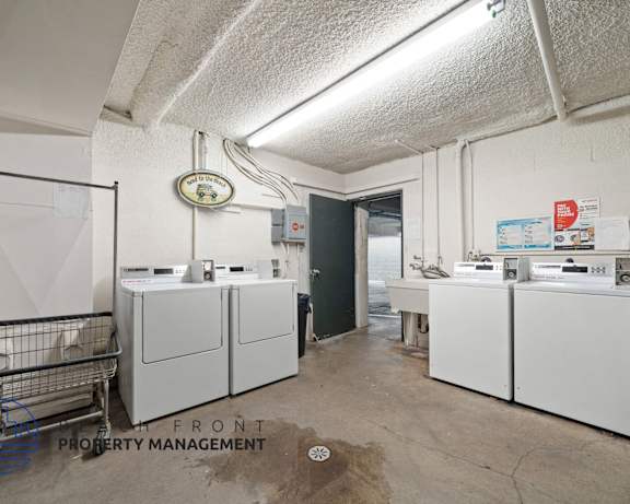 Photo Gallery Image