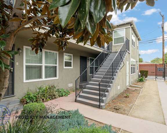 Photo Gallery Image
