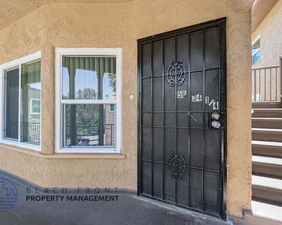 Photo Gallery Image