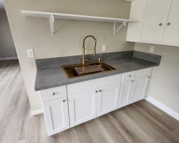 Photo Gallery Image