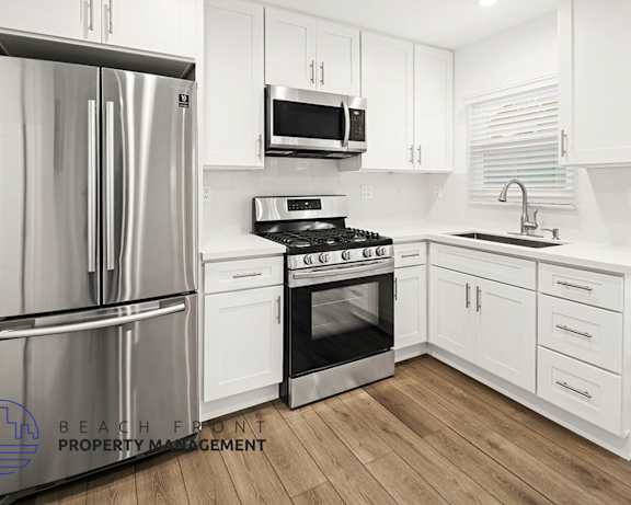 Photo Gallery Image