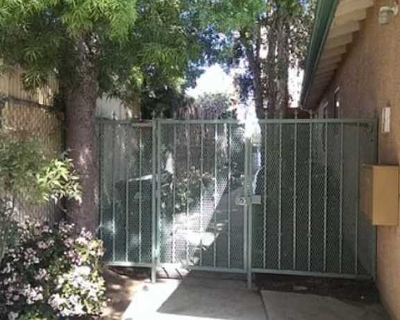 Photo Gallery Image