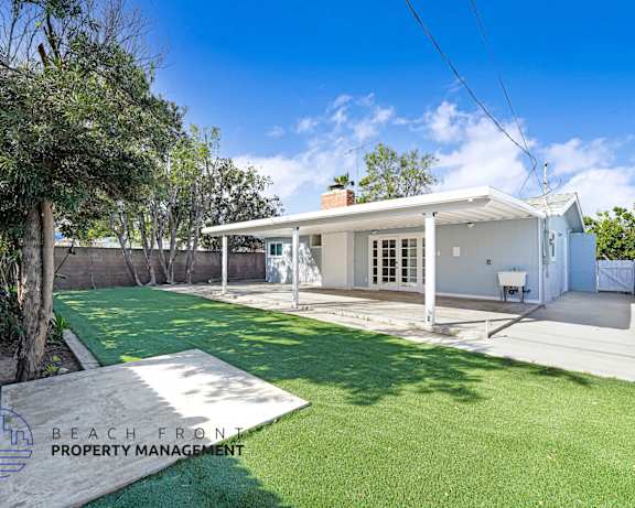 Photo Gallery Image