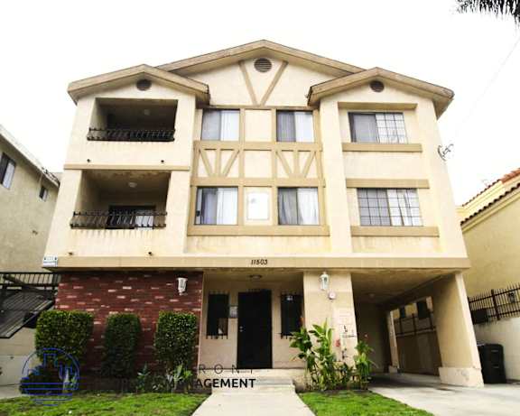 Photo Gallery Image