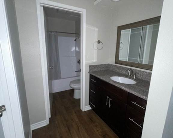 Photo Gallery Image