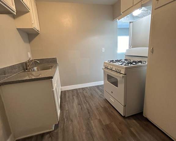 Photo Gallery Image