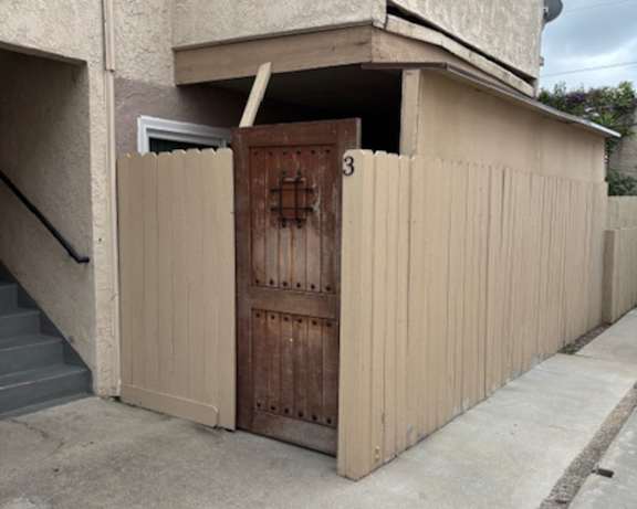 Photo Gallery Image