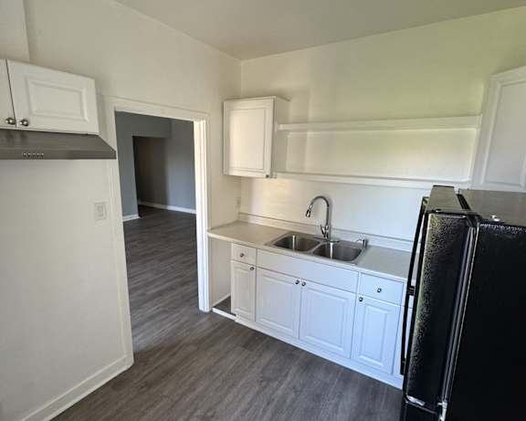 Photo Gallery Image