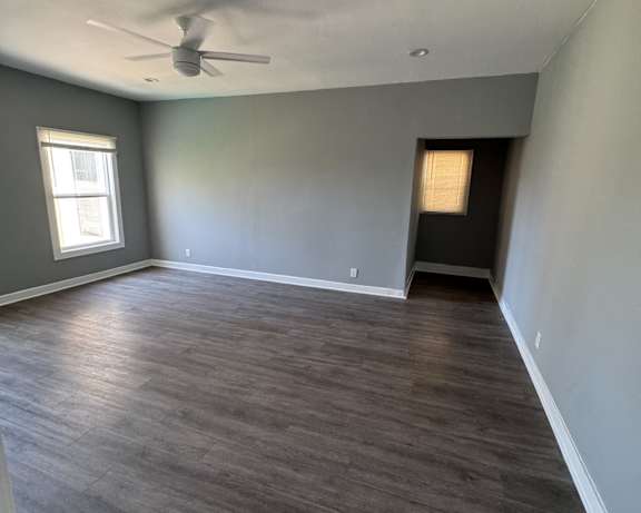 Photo Gallery Image