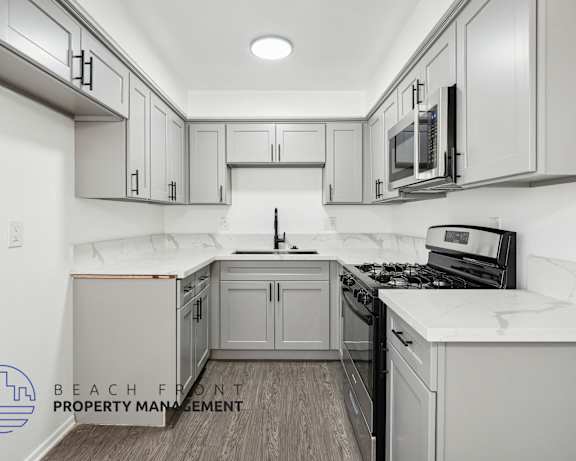 Photo Gallery Image