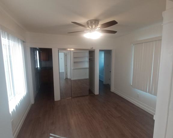 Photo Gallery Image