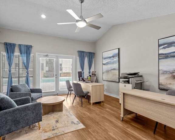 Photo Gallery Image