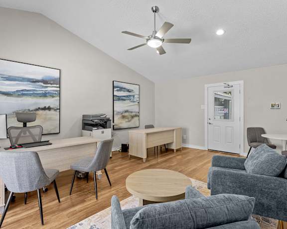 Photo Gallery Image