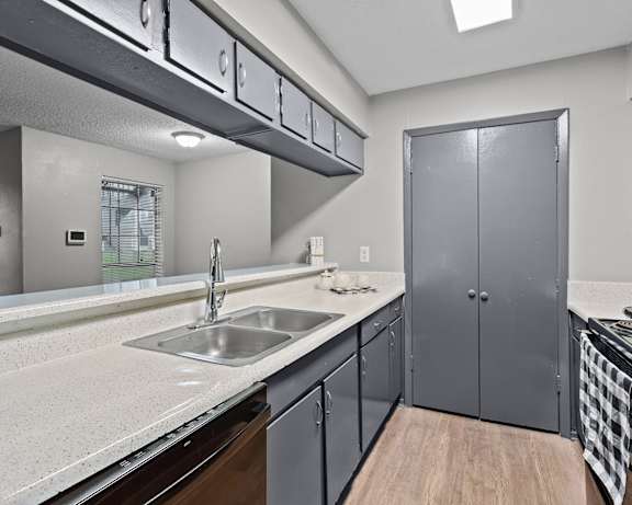 Photo Gallery Image