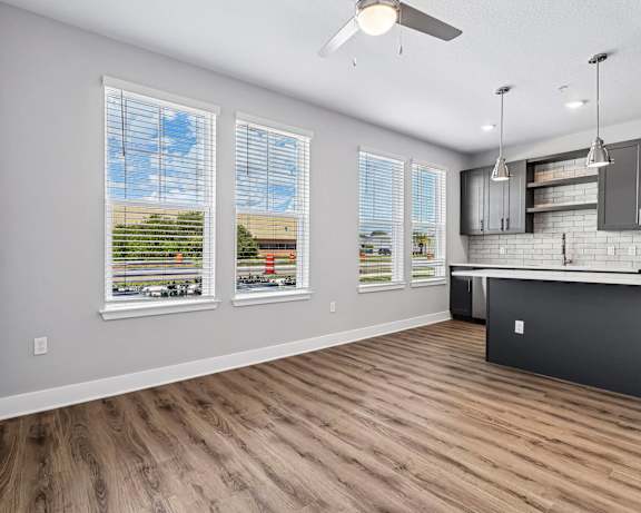Photo Gallery Image