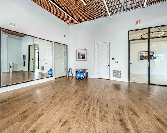 Photo Gallery Image
