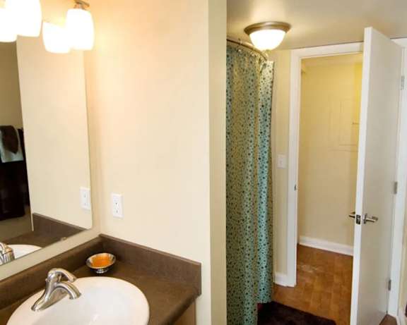 Photo Gallery Image
