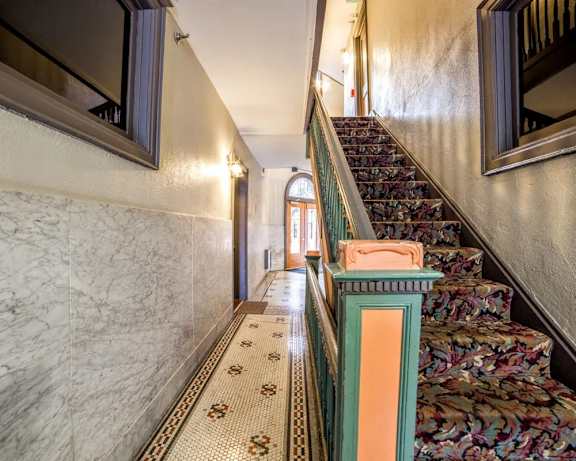 Photo Gallery Image