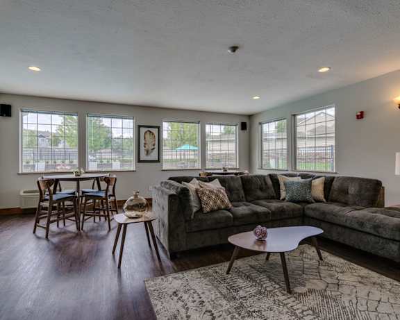 Photo Gallery Image