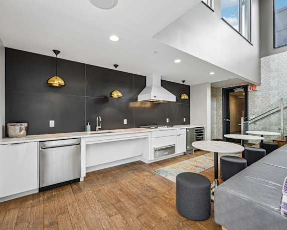Photo Gallery Image