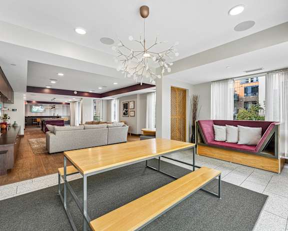 Photo Gallery Image