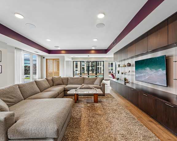 Photo Gallery Image