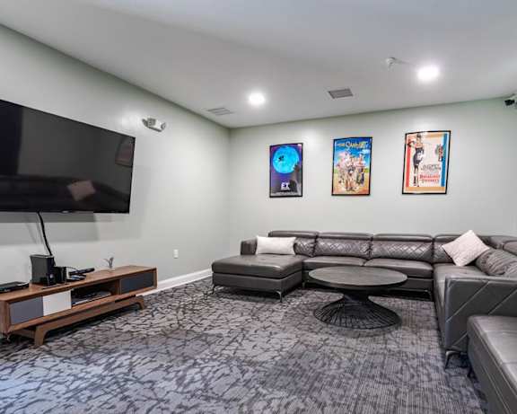 Photo Gallery Image