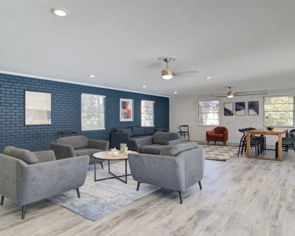 Photo Gallery Image