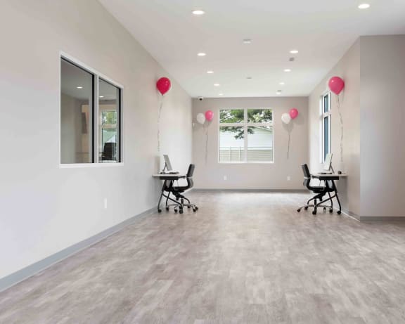 Photo Gallery Image