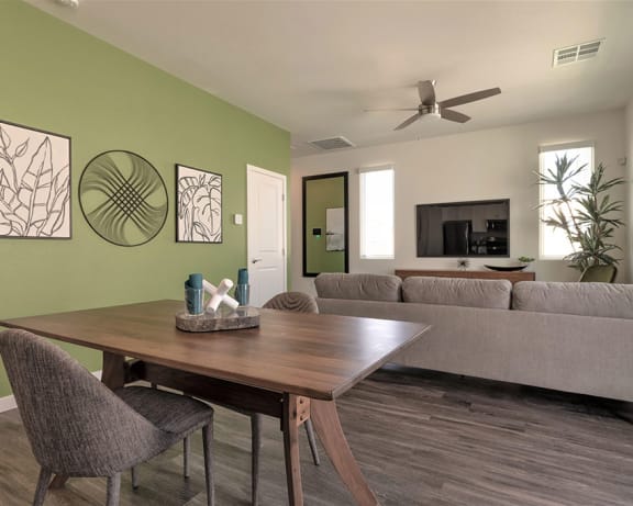 Photo Gallery Image