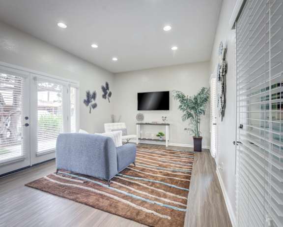 Photo Gallery Image