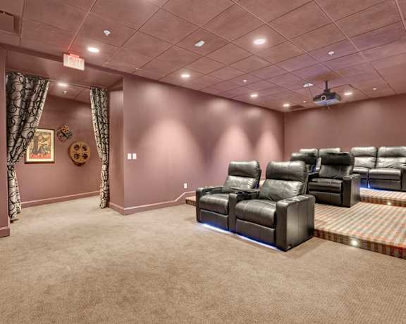 Photo Gallery Image