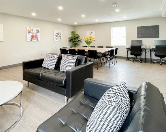 Photo Gallery Image