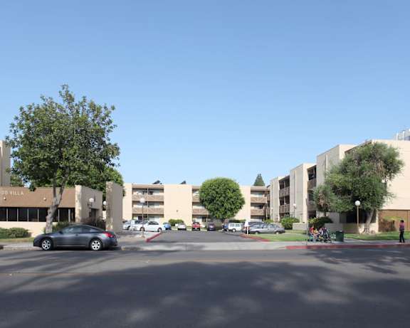 Photo Gallery Image