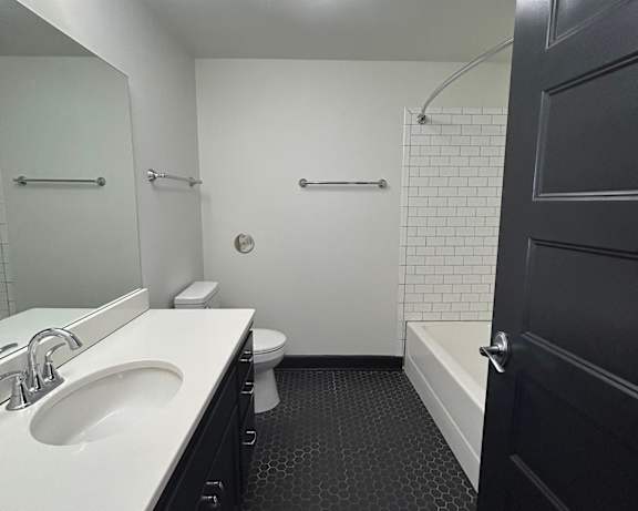 Photo Gallery Image