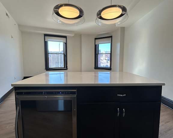 Photo Gallery Image
