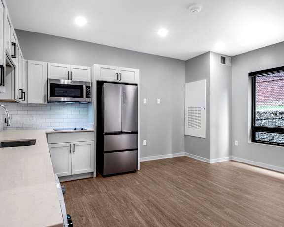 Photo Gallery Image